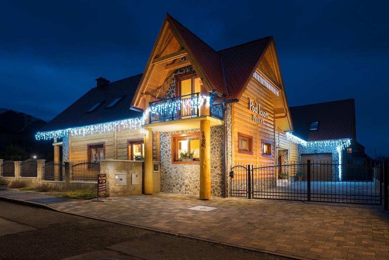 Guest House Privat Pod Lesom Павчина-Легота Экстерьер фото